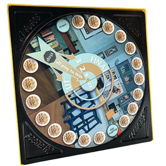 Comedy Tv Show Seinfeld Scene It DVD Board Game - Picture 3 of 6